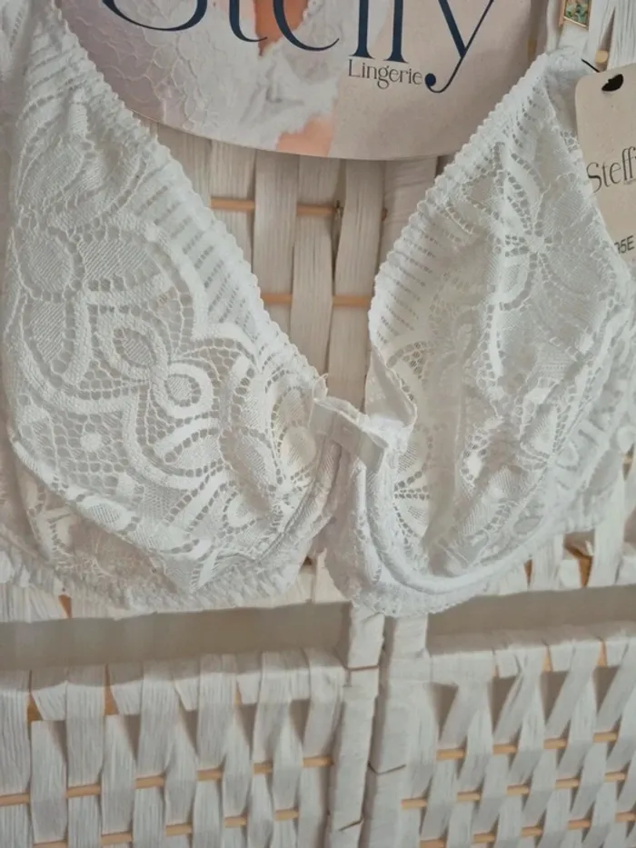 💕Jolie soutien-gorge dentelle avec armatures femme T95E steffy 💕 - photo numéro 5