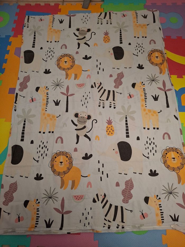 Lot de 4 housses de couette,  2 draps housse, 2 alèses,  couette - photo numéro 7