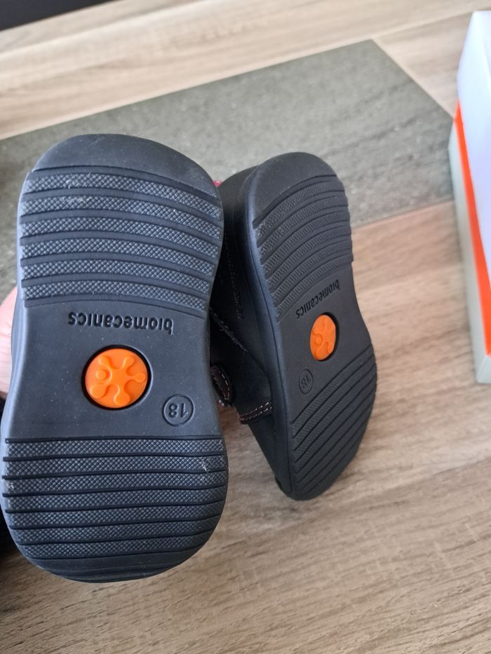Chaussure pediatrica pointure 18 - photo numéro 3