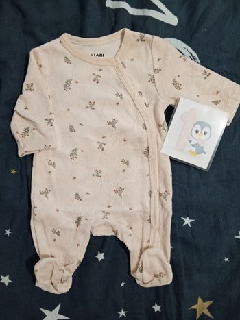 Pyjama fleuri _ 1 mois