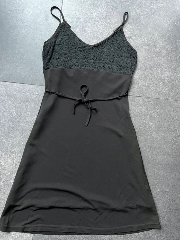 Petite robe noire Jus d’Orange taille 1 - photo numéro 4