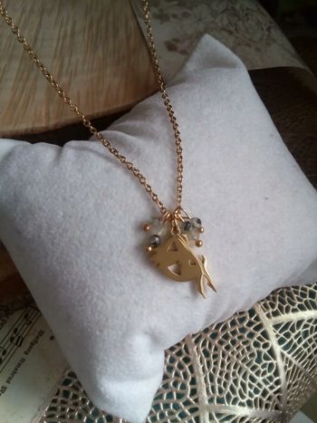 Collier fée lune et pierres de jade phrenite