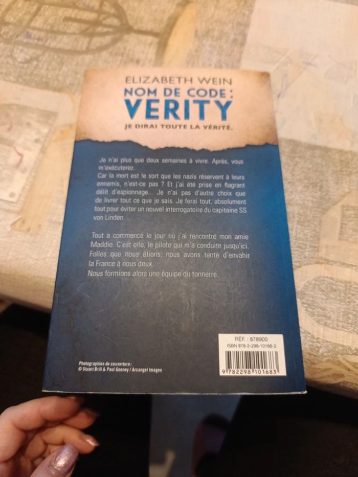 Nom de code verity je dirais toute la vérité, de Élisabeth Weine - photo numéro 2
