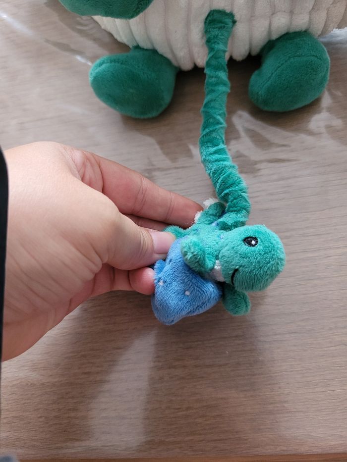 Peluche musicale dinosaure et son bébé - photo numéro 3