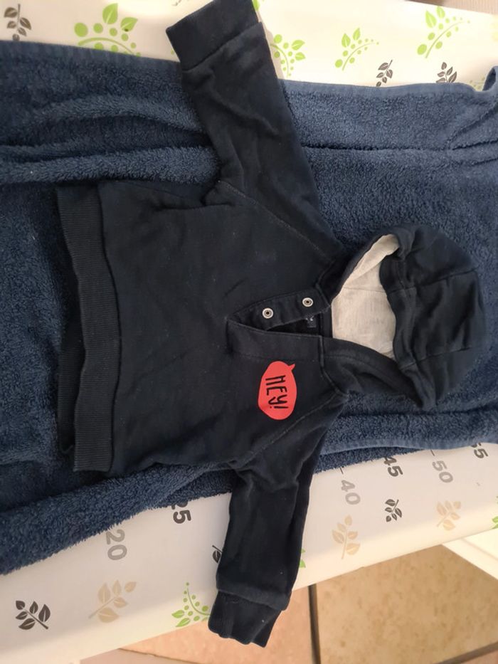 Pull capuche