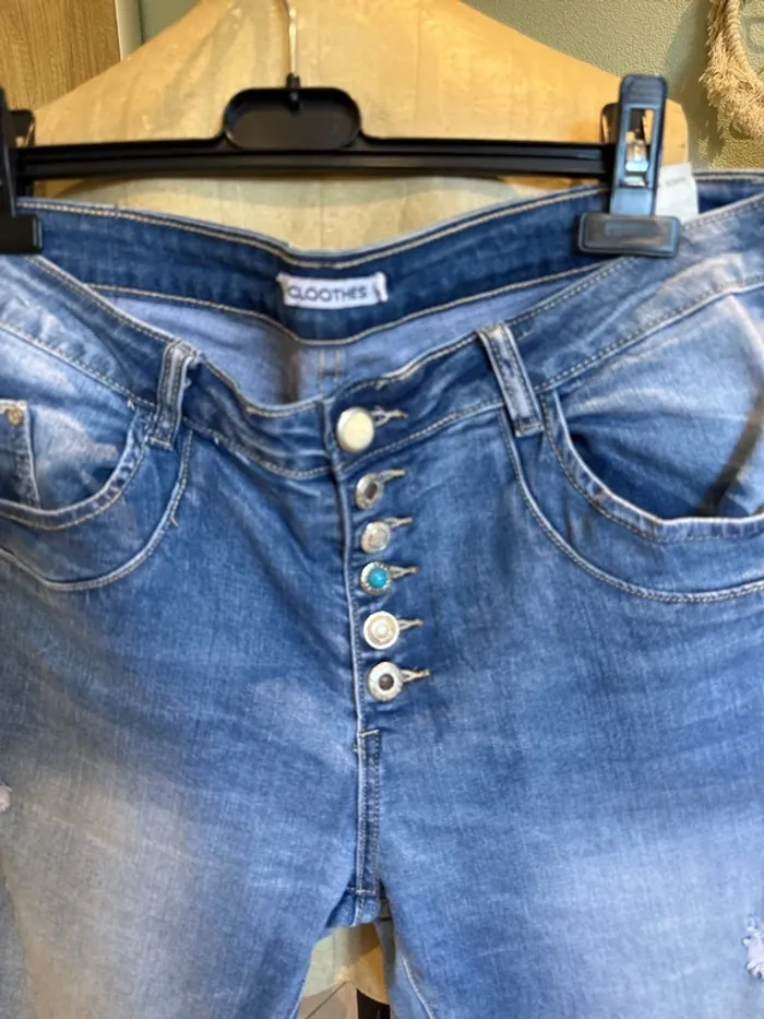 Short troué en jean 42/44 femme - photo numéro 2