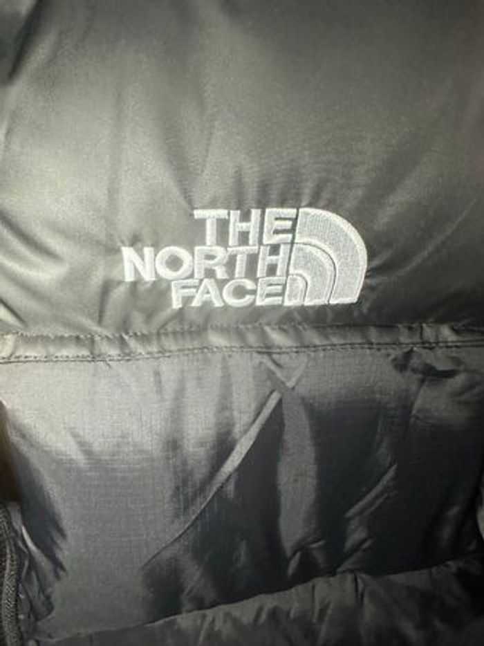 Doudoune The North Face 700 Noire – taille M, avec étiquette - photo numéro 3