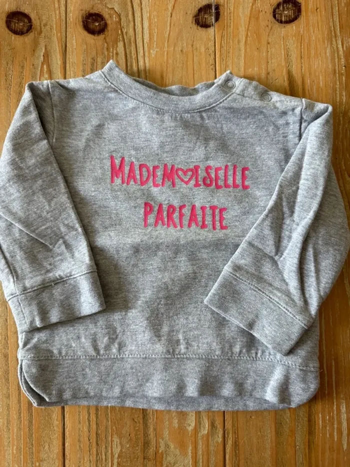 Sweat et T-shirt manches longues - photo numéro 3