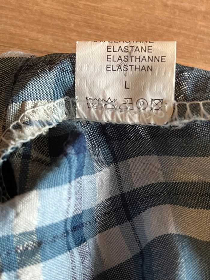 Je vend un short femme taille L très bon etat - photo numéro 3