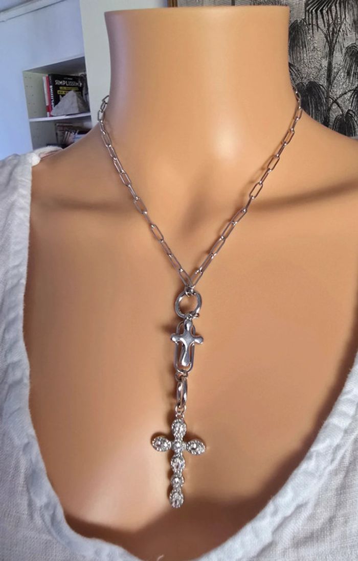 Collier croix argenté - photo numéro 2