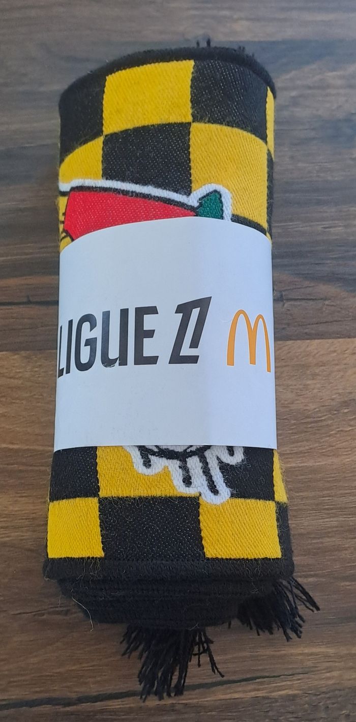 Écharpe noire et jaune Ligue 1 Macdonald