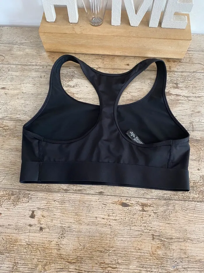 Brassière de sport - photo numéro 2