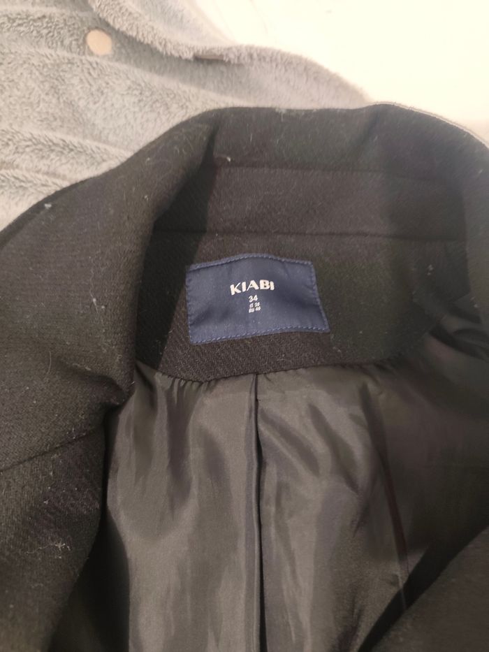 Vend manteau femme noir - photo numéro 2
