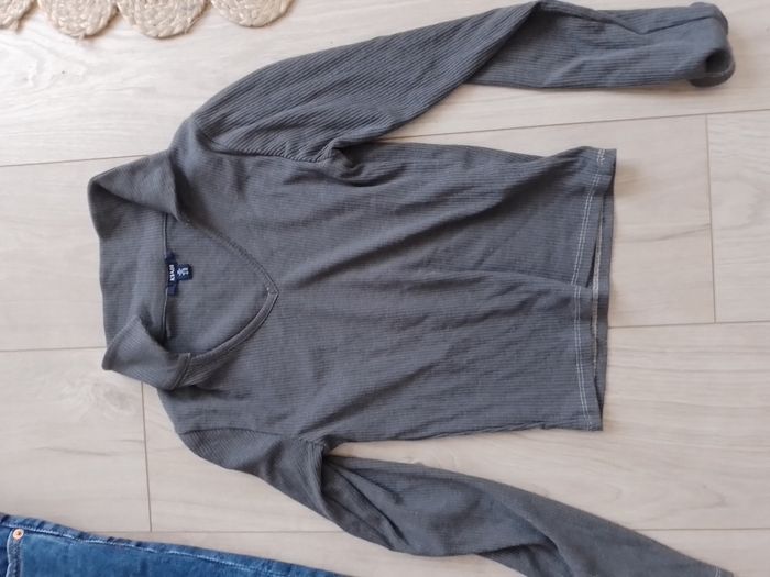 Lot jean+ robe+ 4 hauts - photo numéro 3