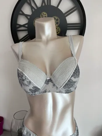Charlotte gris ampli 👙