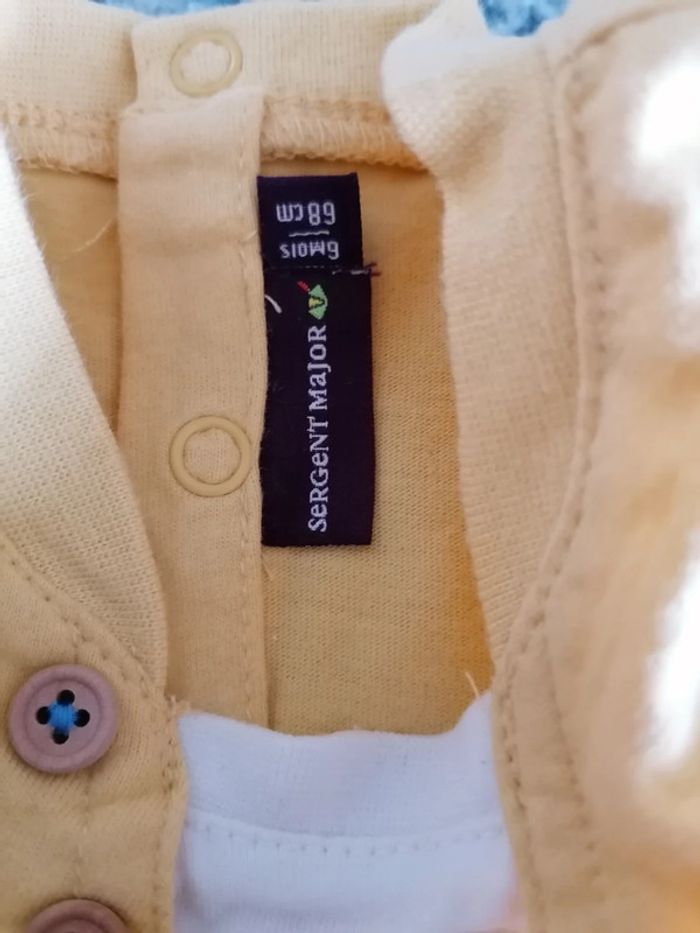 Ensemble pantalon Tee-shirt garçon taille 6 mois - photo numéro 3