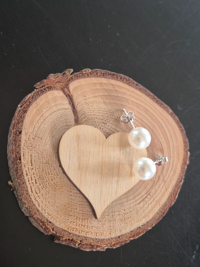 Boucles d'oreilles perles blanche - photo numéro 2