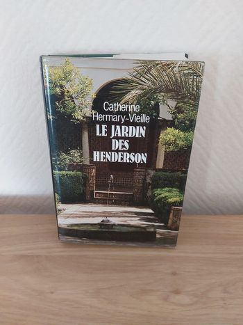 Livre le jardin des henderson