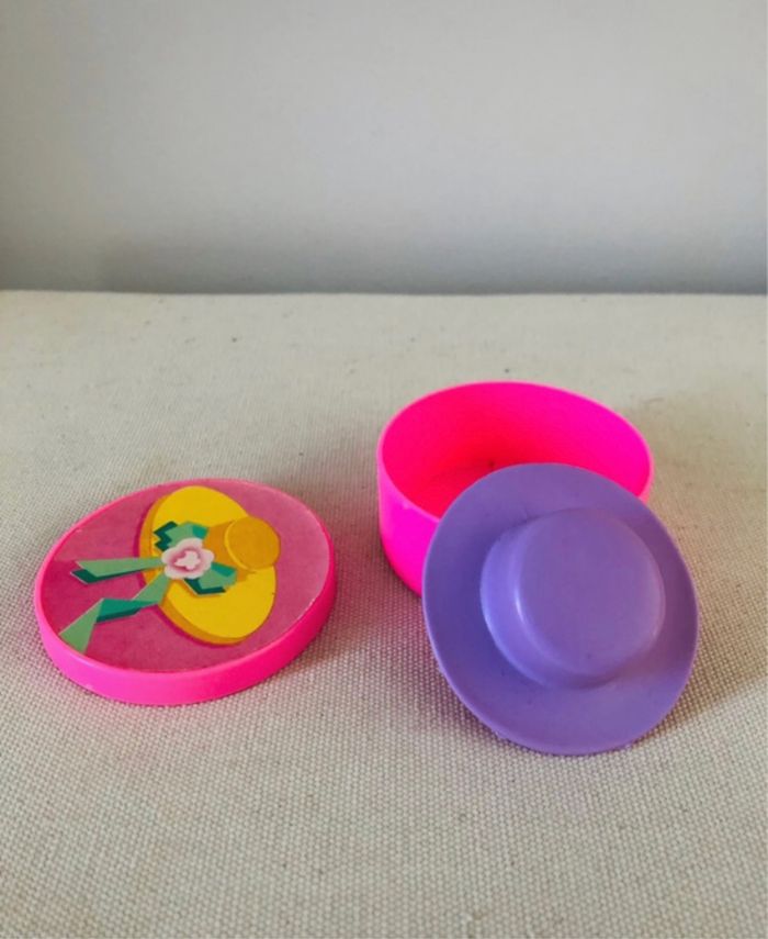 Boîte à chapeau et chapeau violet barbie mattel jeu jouet