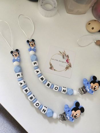 Attache tetine thème Mickey