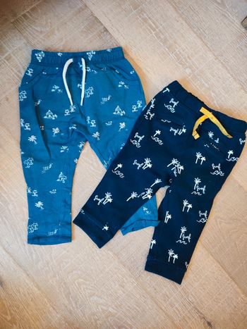 2 pantalons 12 mois