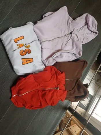 Lot sweat capuche xs