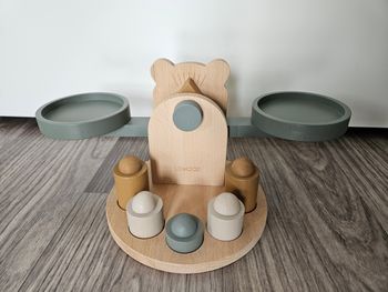 Balance en bois Ronni Liewood 