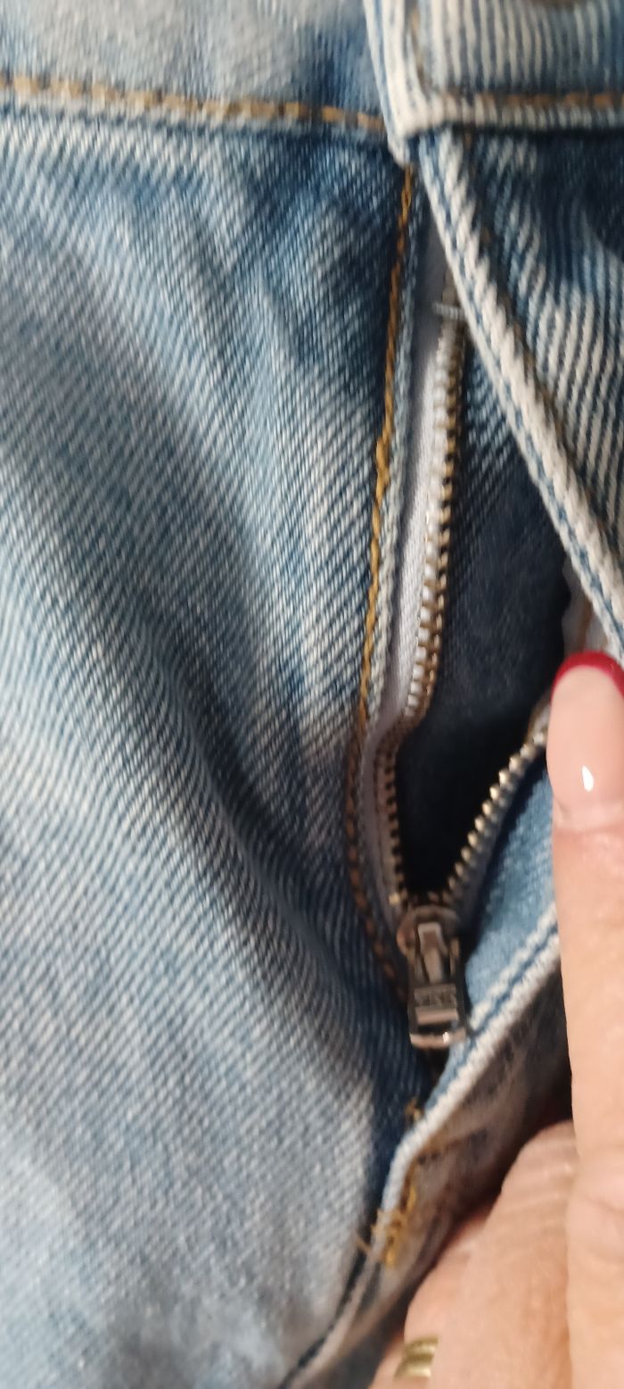 Tres jolie mini jupe  jeans  femme T 40 - photo numéro 5