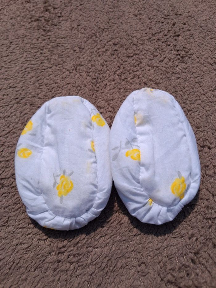 Chaussons bébé P’tit Bisou blanc et jaune - photo numéro 3