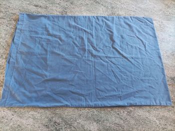 1 Taie d'oreiller bleu