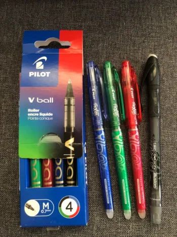 Lot 8 stylos de qualité (7 Pilots et 1 Bic gelocity illusion)