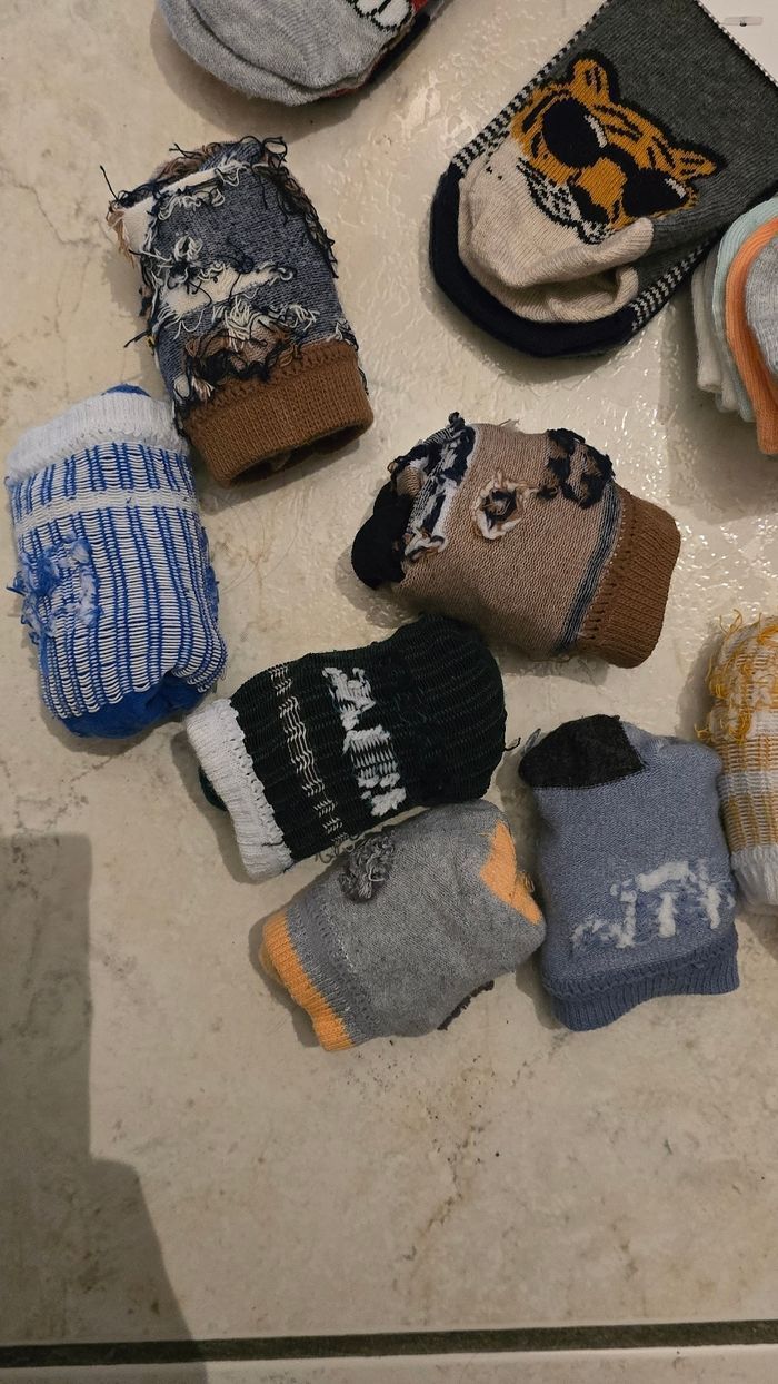 😍🤩💙 lot socquettes et chaussettes 23/26 et 24/26 garçon 💙🤩 - photo numéro 9