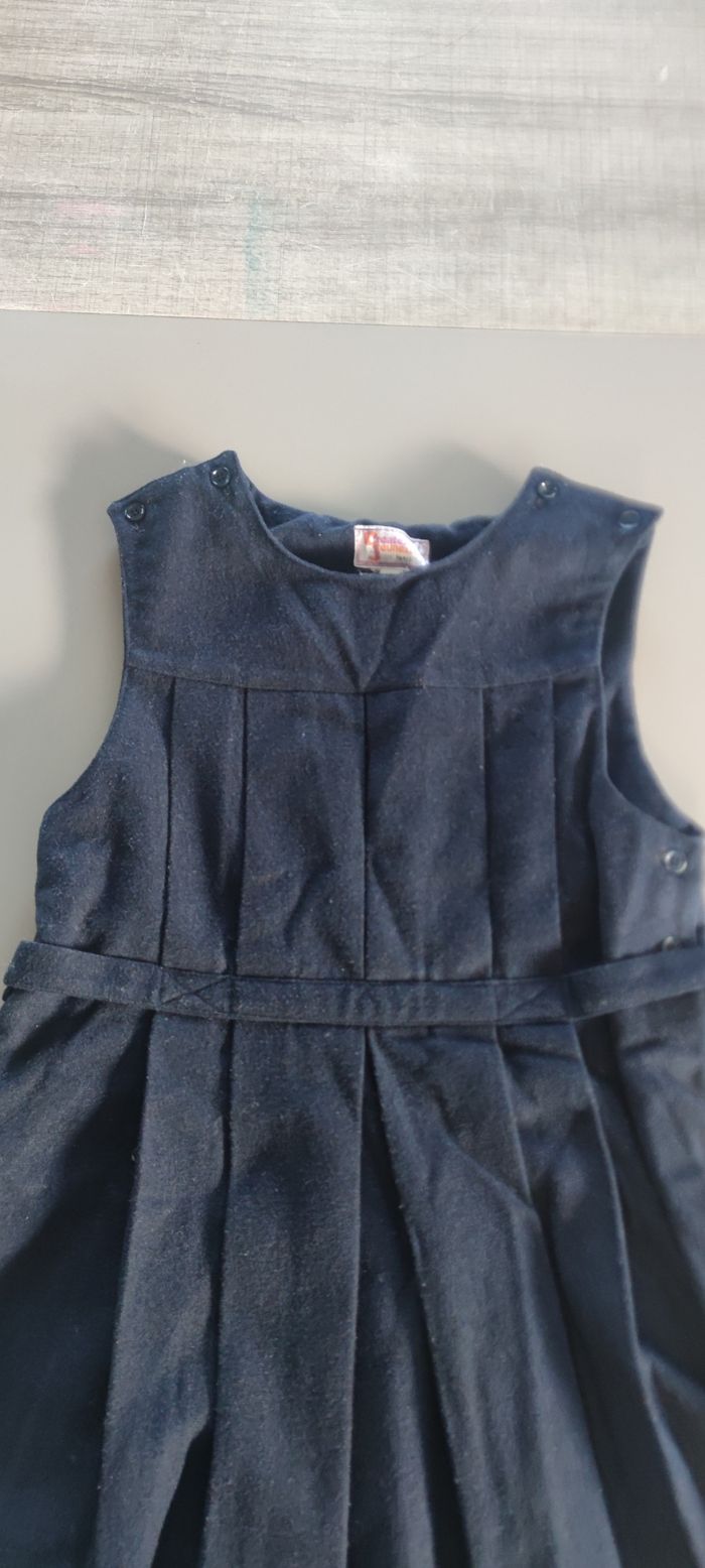 Robe  marque Createx Jeunesse taille 12 ans bleu marine fille, très bon état - photo numéro 5