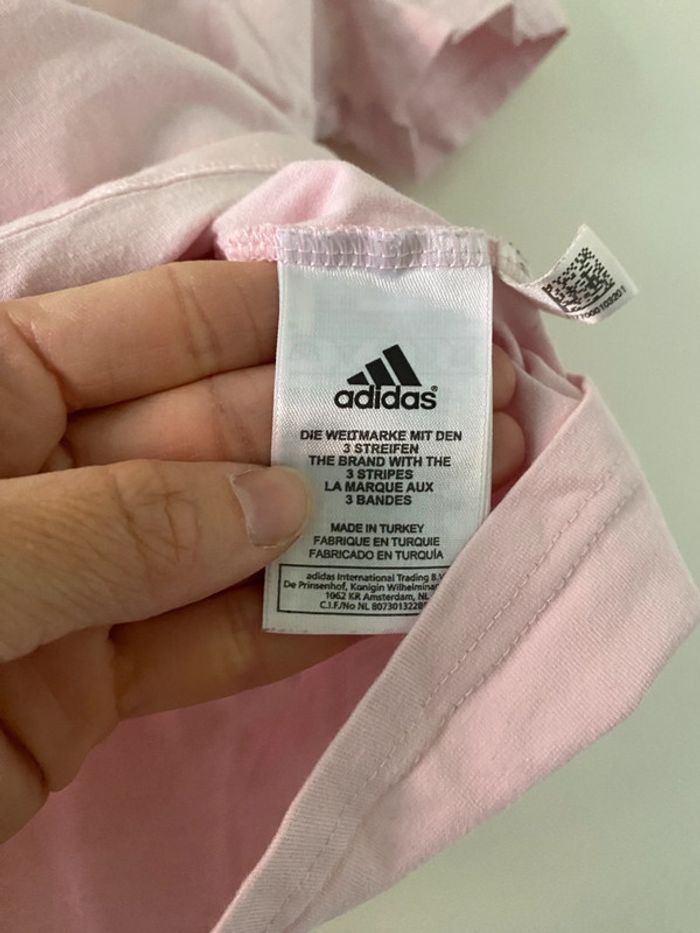 T-shirt Adidas Taille 40 - photo numéro 3
