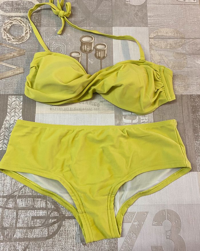 Maillot de bain vert