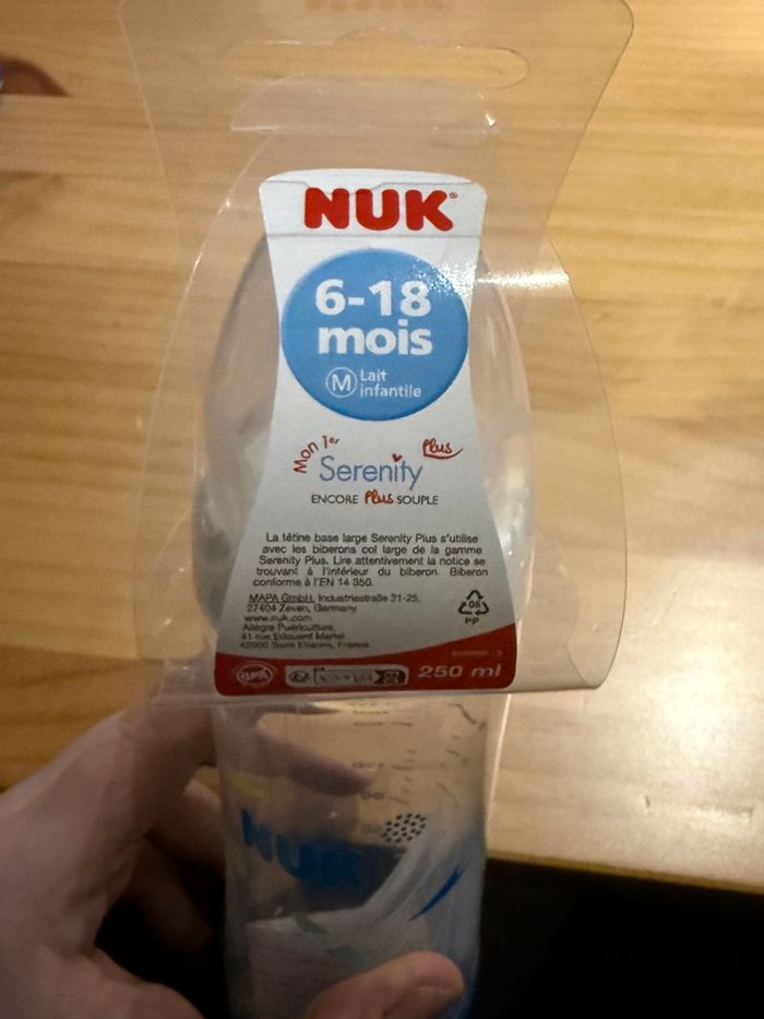 Biberon nuk 250ml 6-18 mois - photo numéro 2