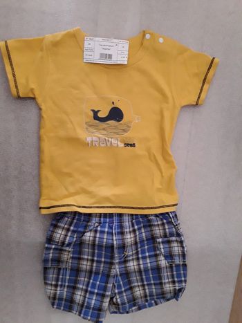 Ensemble tee-shirt+short Absorba