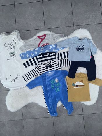 Lot de vêtements bébé garçon