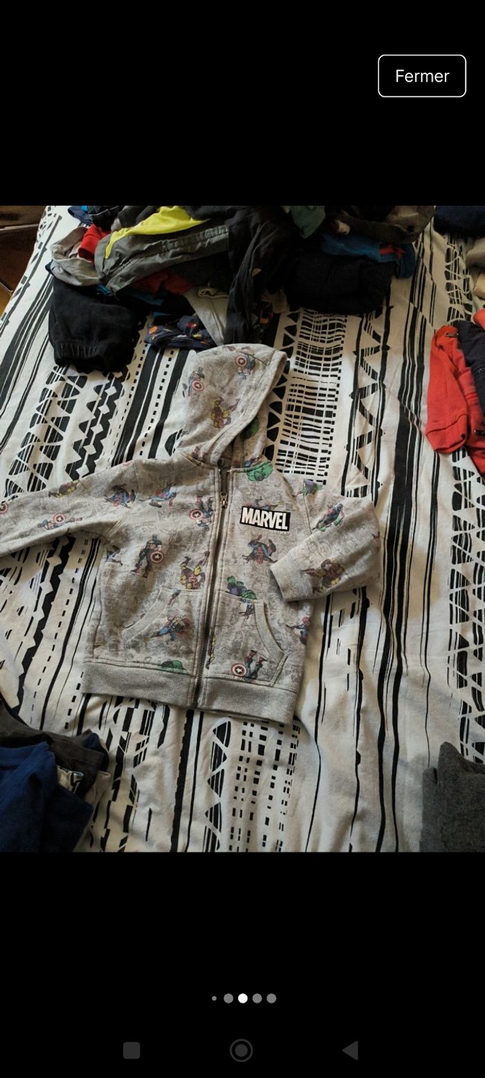 Gros lot vêtements garçon taille 5 ans - photo numéro 5