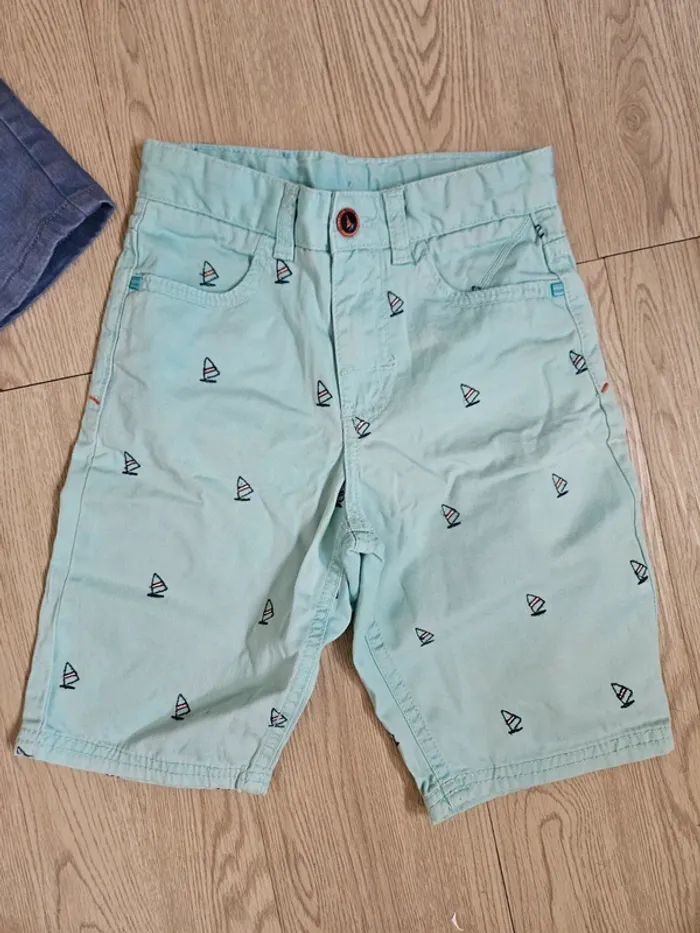 Lot de 2 shorts en jean taille réglable - photo numéro 2