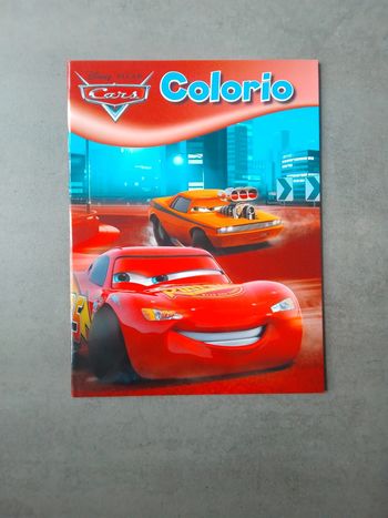 Cahier livre de coloriage neuf - Disney Pixar Cars