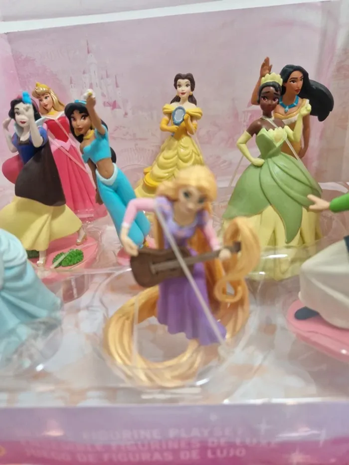 D267- Disney Princess Deluxe Figurine Playset - photo numéro 2