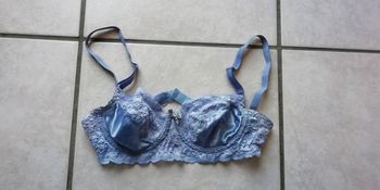 Joli Soutien gorge bleu lavande