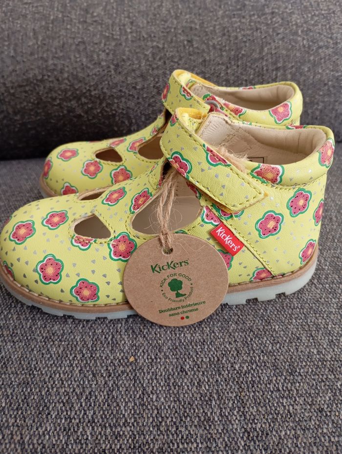 Kickers neuves pour fille en taille 24 - photo numéro 3