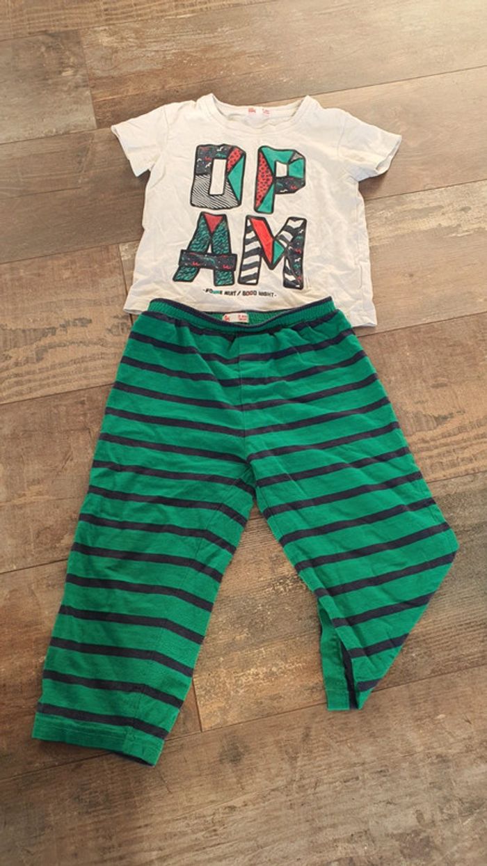 Pyjamas dpam 3 ans en très bon état