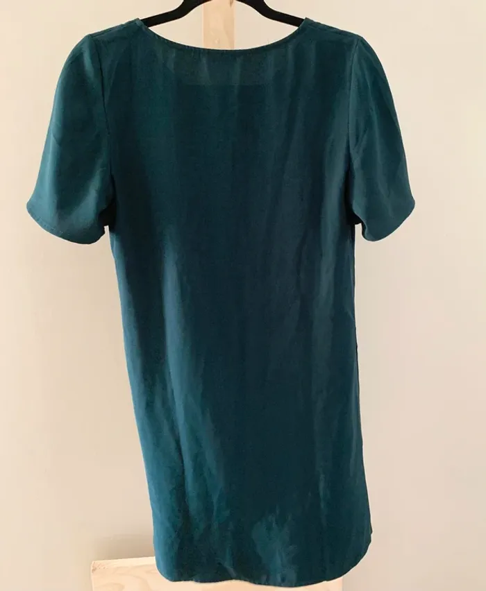 💚 Robe courte vert foncé Camaïeu – Boutons dorés – Taille 36 - photo numéro 2