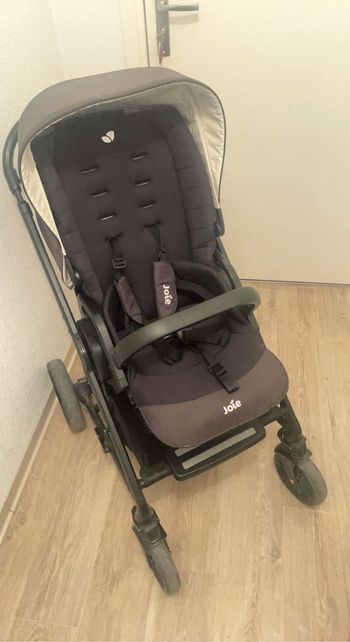 Poussette joie