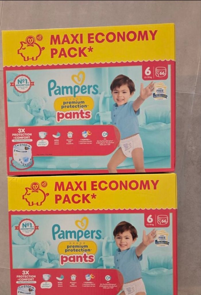 Lot de 2 cartons couches Pampers taille 6 pants