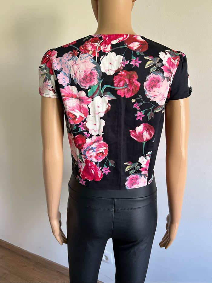 Blouse noire et fleurie à manches courtes Morgan taille 36 TBE - photo numéro 5