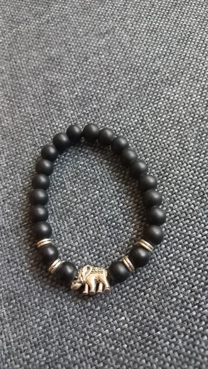 Bracelet fantaisie femme . Noir éléphant - photo numéro 2